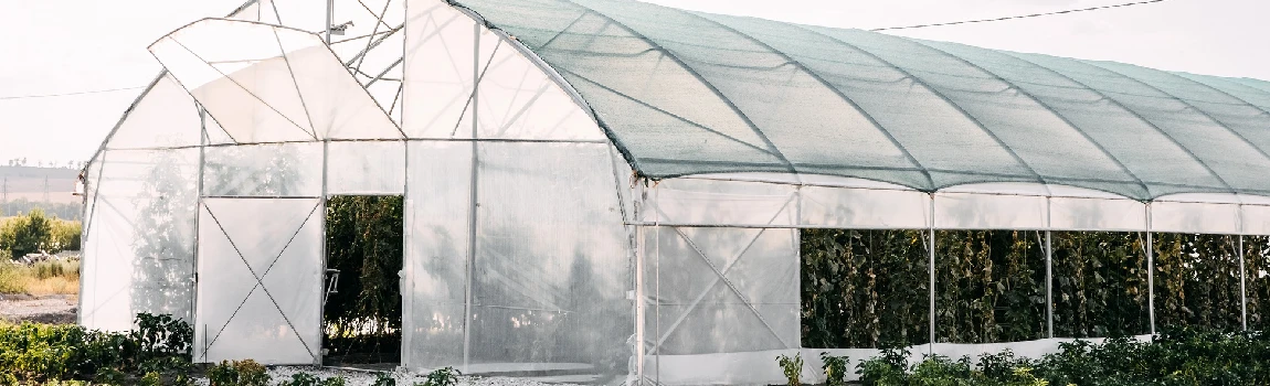 Safe And Reliable Glass Greenhouse in Schaumburg, Illinois